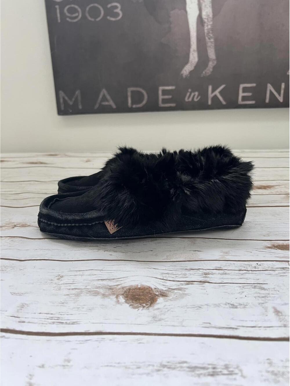 Laurentian Chief Canada VTG Black Faux Fur‎ Lined Moccasin Slippers